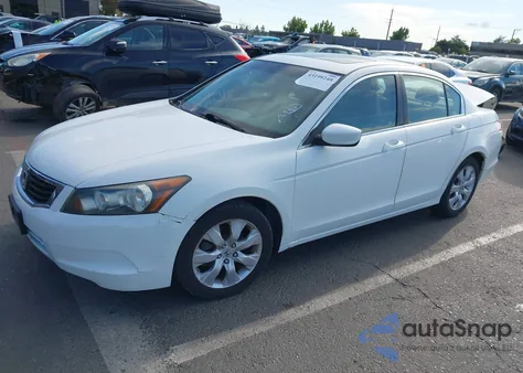 2010 Honda Accord 2.4 Ex-L z USA, uszkodzony, nr VIN 1HGCP2F82AA070016